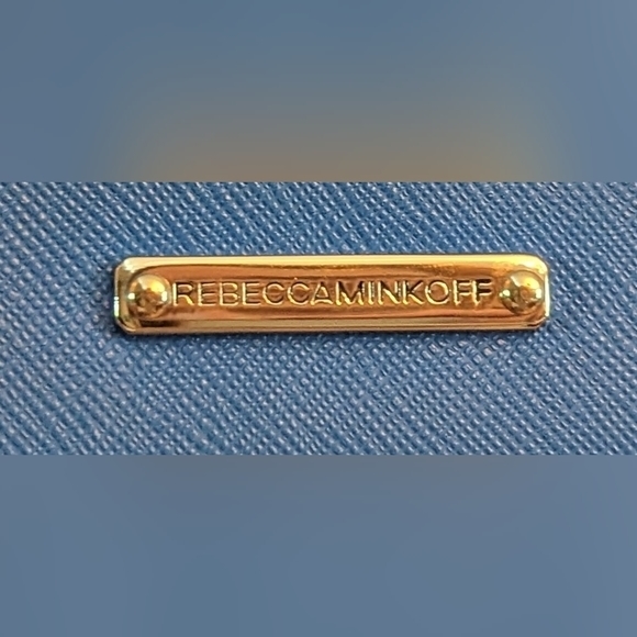 EUC 100% Genuine Leather beautiful blue removable strap back zip top zip closure - Picture 6 of 15